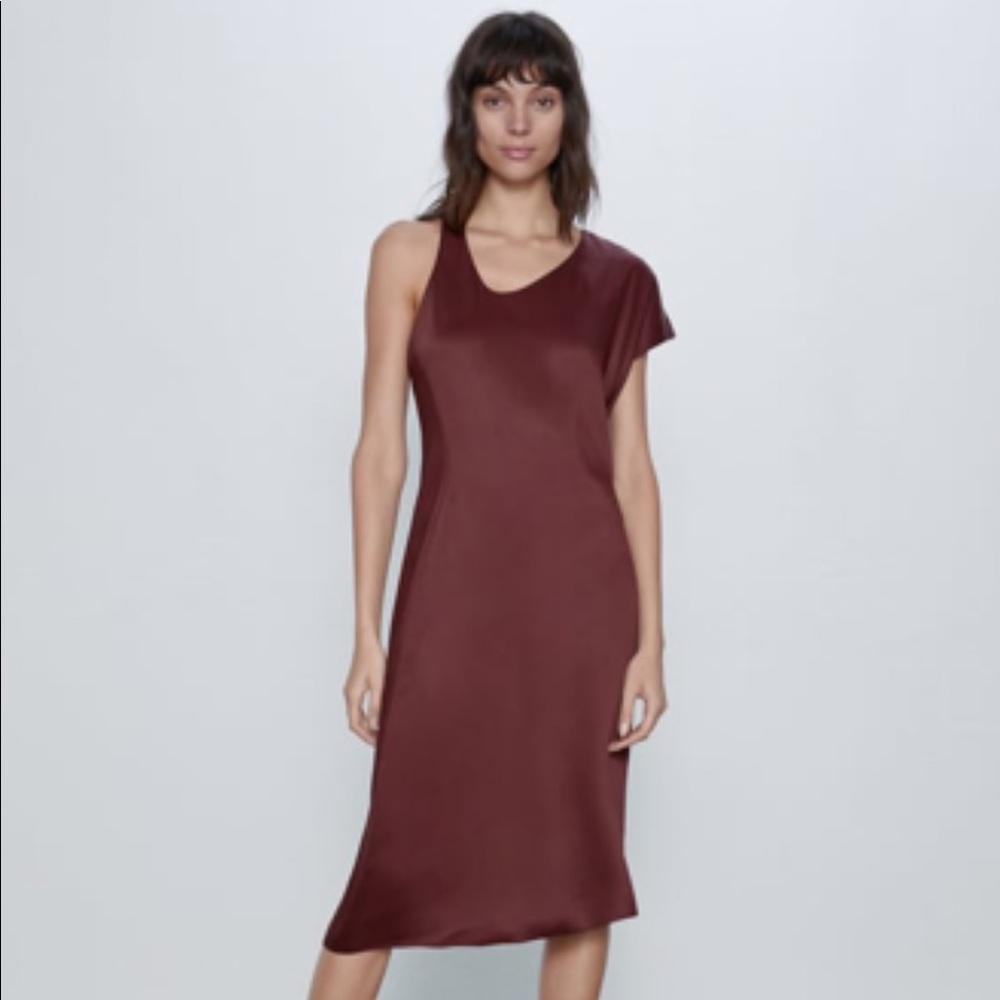 ZARA•ASYMMETRIC •MAROON MIDI DRESS•